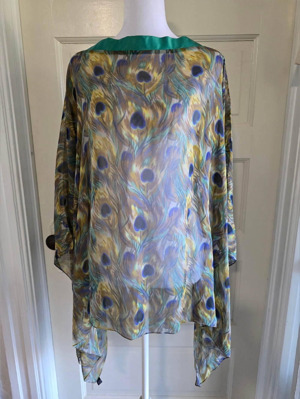 NEW Jim Thompson Sheer Peacock-Print Kimono Top
